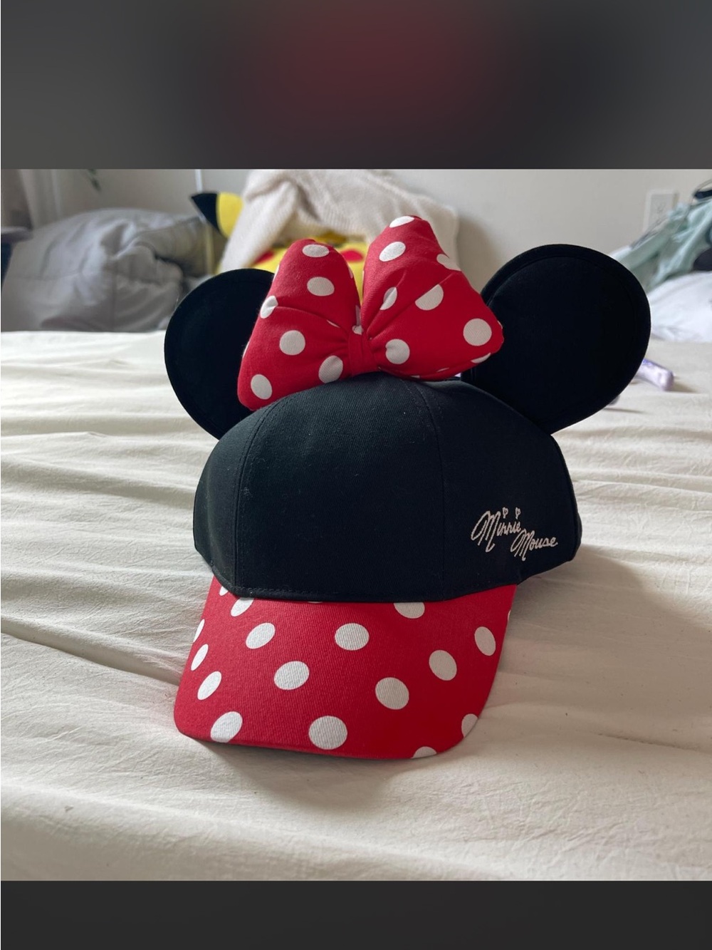 Disney Land black and red Minnie Mouse Cap